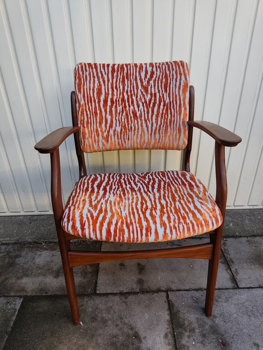 Fauteuil scandinave du milieu du siècle