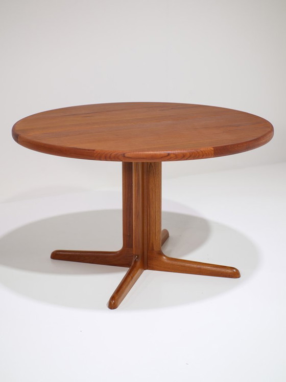 Image 1 of Mesa de comedor redonda Skovby de teca danesa