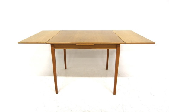 Image 1 of Eikenhouten "klapbare" eettafel, Zweden, 1960