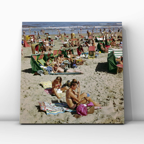 Image 1 of 1 tirage d'art : Scène de plage à Zandvoort, milieu du XXe siècle, 1962