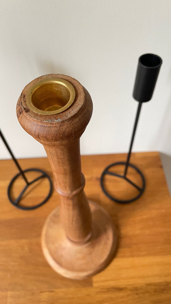 Image 1 of Trio van Teak en Vintage Stalen Kandelaars