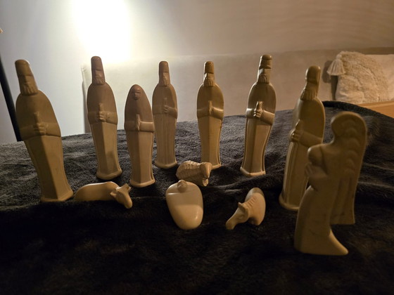 Image 1 of Prachtige 12 delige beeldengroep kerststal