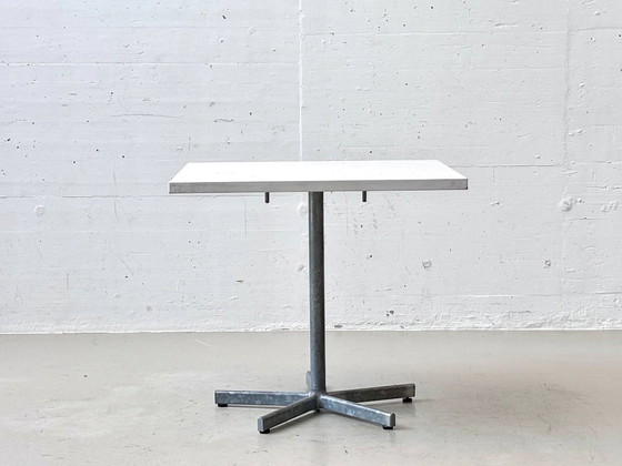 Table de jardin Schaffner vintage, Suisse – Tables d'appoint, Chrome (photo 5 of 15)