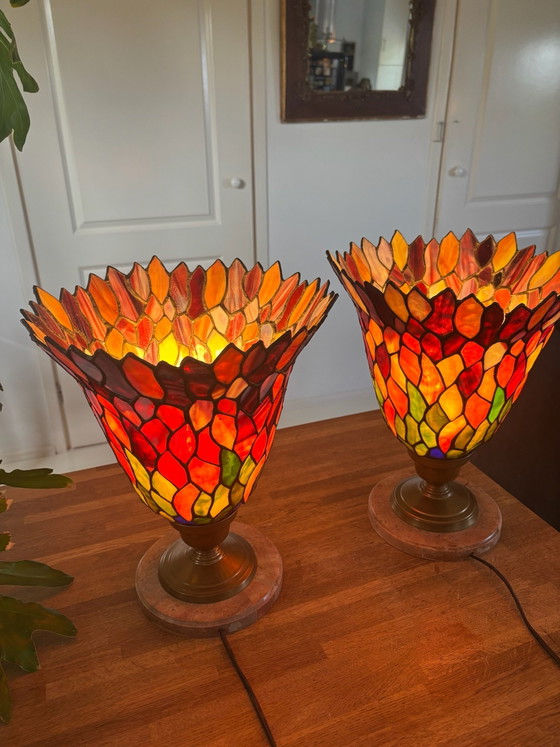 2 Tiffany Table lamps – tifanny, Glass, Marble (photo 2 of 5)