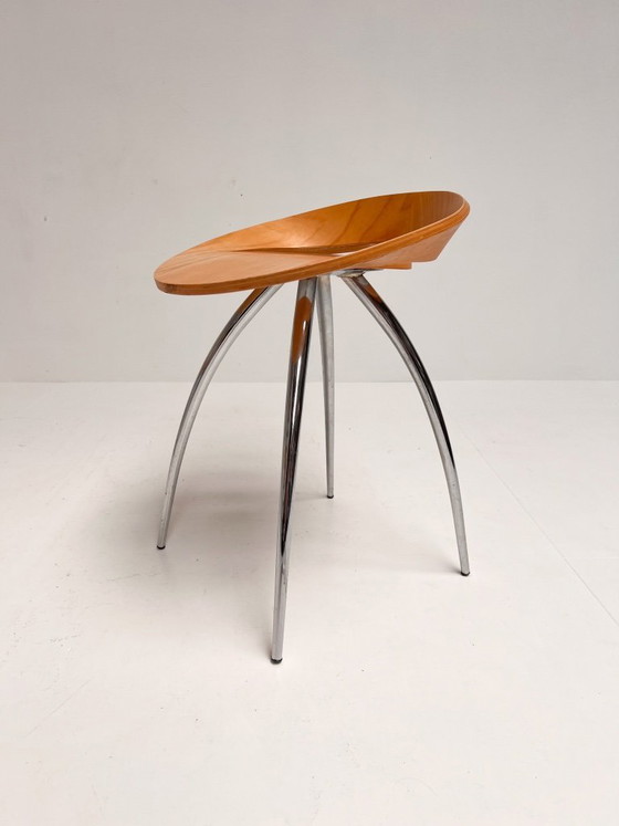 Image 1 of Set van 6 Magis Lyra krukken blank van Sigurdur Thorsteinson 