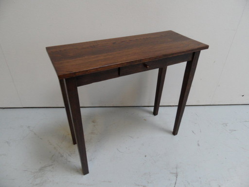 Mesa auxiliar antigua de roble