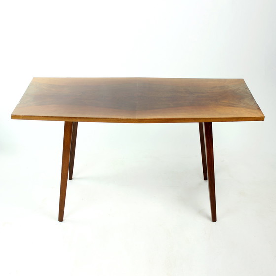 Image 1 of Midcentury Couchtisch in Nussbaum von Tatra, 1960er Jahre
