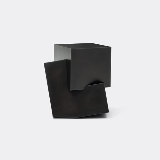 HOLLY HUNT Studio Design Stefan Gulassa Pyriet bijzettafel