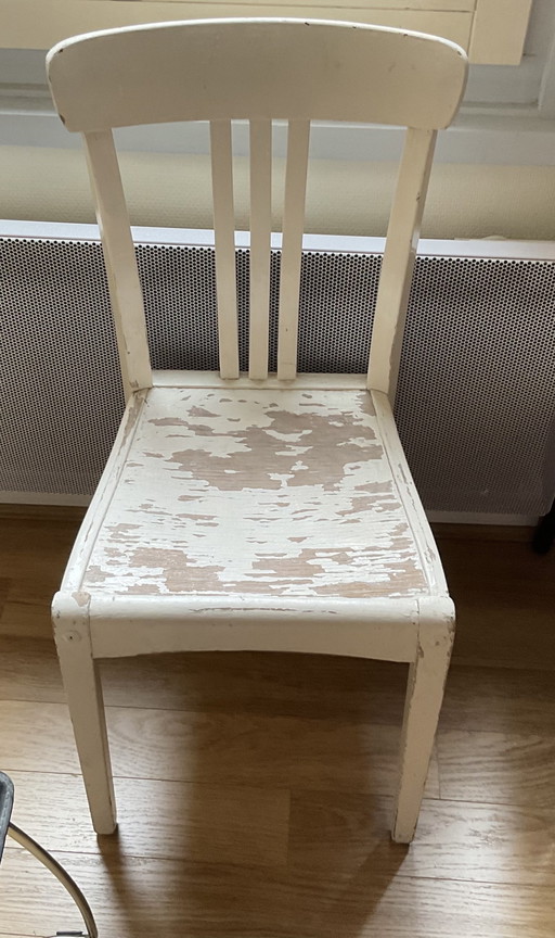 Vintage houten bistrostoel in zeer goede staat