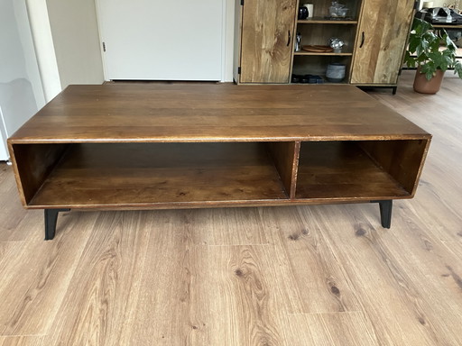 Tavolino da caffè industriale in legno di noce