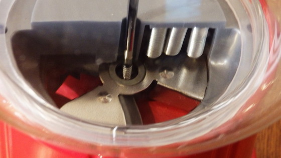 Image 1 of kauwgom- en knikkerautomaat, M&M