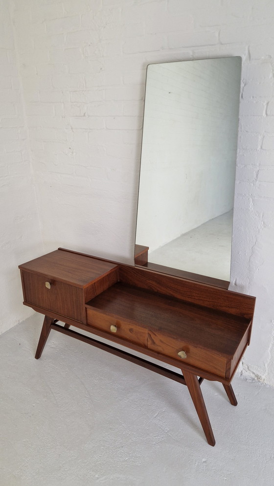 Image 1 of Vintage houten kaptafel jaren 60