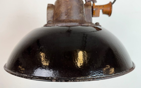 Image 1 of Lampada a sospensione industriale a gabbia in ghisa e smalto nero, anni '60