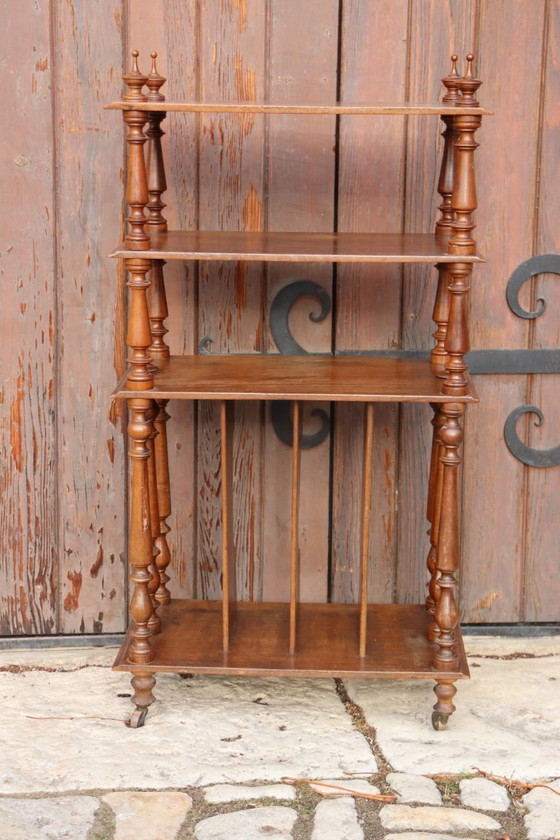 Image 1 of Etagère sur pieds début XXème siècle