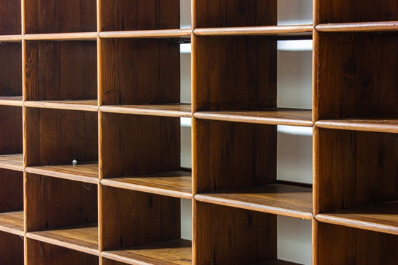 Image 1 of Antique sorting unit