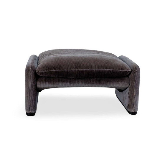 Original Cassina Maralunga Armchair Vico Magistretti Vintage Cord, Textile, Brown (photo 9 of 15)
