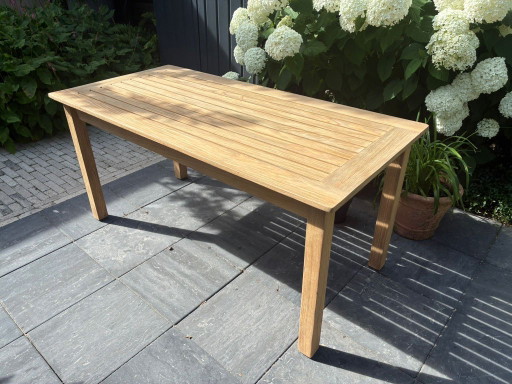Barlow Tyrie Teak-Gartentisch 150x71cm - neuwertig