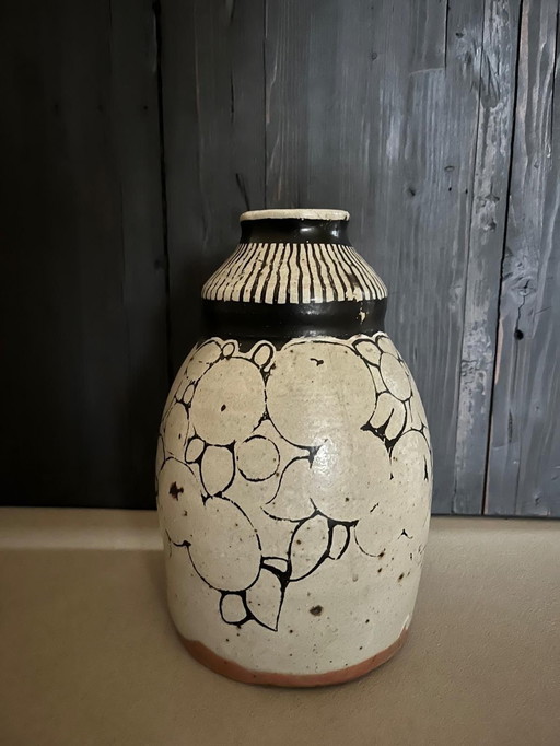 Betzy Augeron vase