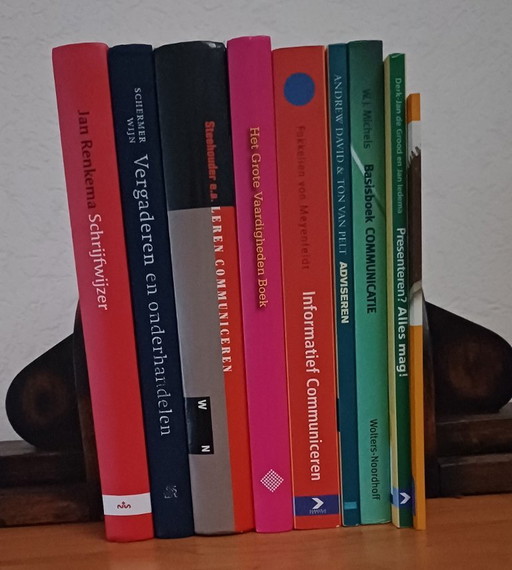 Renkema Schrijfwijzer | Communicatie, schrijfvaardigheid, presenteren & onderhandelen | 9 studieboeken |