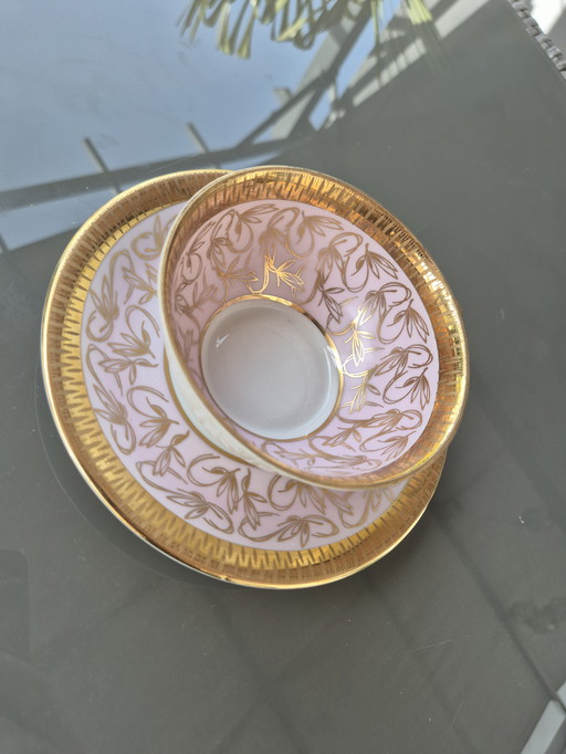 Elegant Vintage Bavaria Tea Cup and Saucer – Pink with Gold Floral Pattern – Mid 20th Century