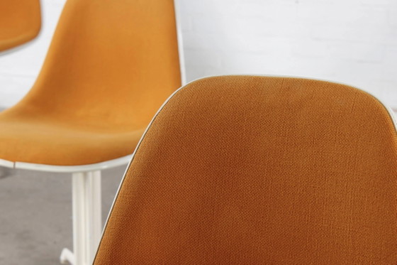 6-teiliges Set original Eames La Fonda Esszimmerstühle Vitra Miller – Herman Miller, Metal, Fiberglass (photo 4 of 21)