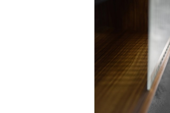 Image 1 of Buffet haut vintage en bois de rose avec verre, Mid Century Scandinavian Modern, 1960s