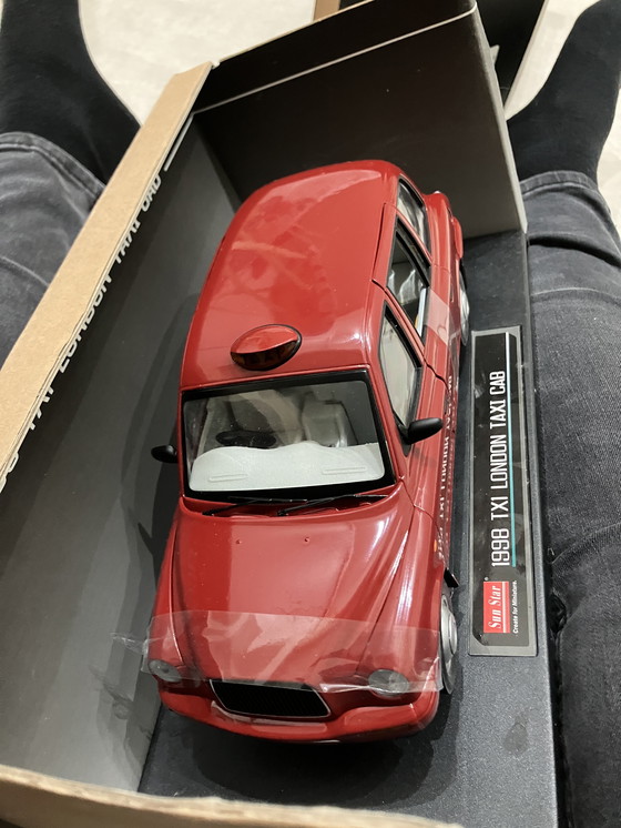 Image 1 of Model auto Engelse taxi