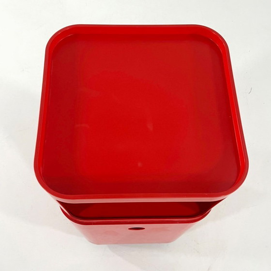 Image 1 of Roter Wäschekorb und Aufbewahrungsmöbel von Anna Castelli für Kartell, 1970er Jahre