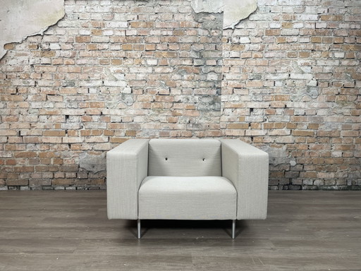 Moooi Bottoni Armchair Beige