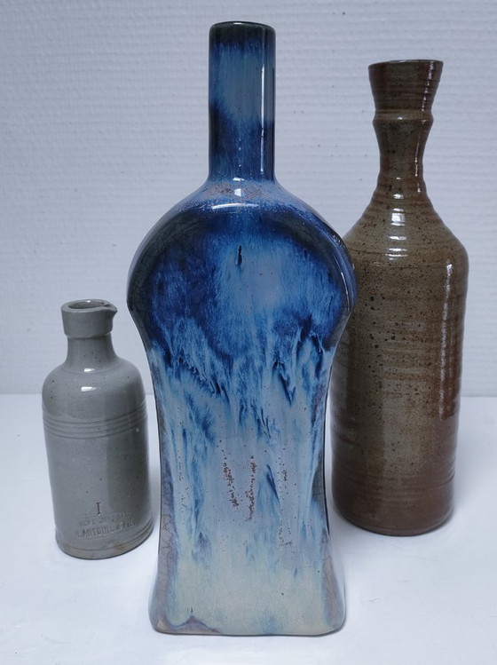 Image 1 of tre vasi vintage in ceramica a forma di bocciolo