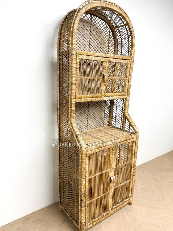 Image 1 of Vintage rotan bohemian rieten boogkast kast met deurtjes 