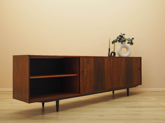 Image 1 of Buffet en palissandre, design danois, années 1960, production : Farsø Møbelfabrik