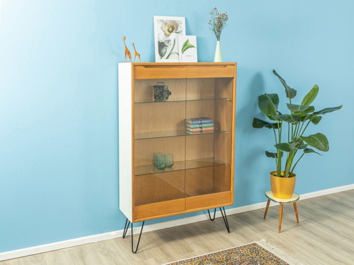 Mid Century Showcase