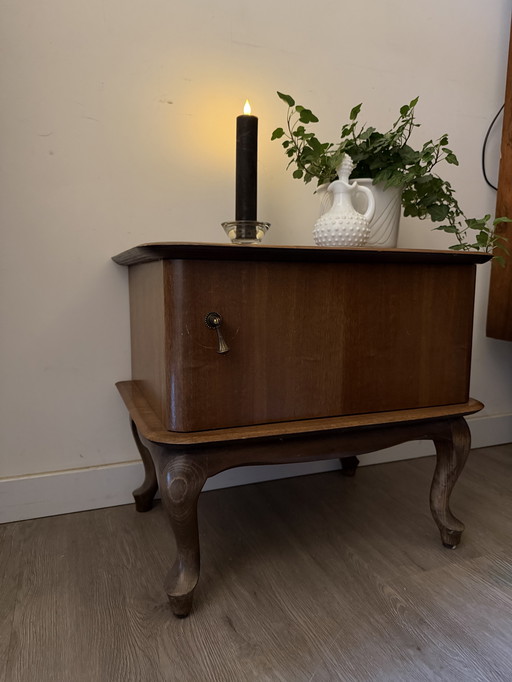 Comodino Queen Anne, mobiletto laterale