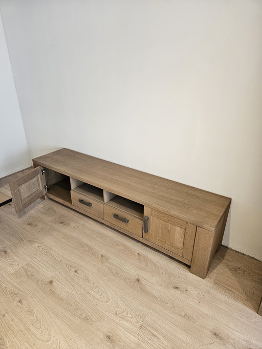 Solid Oak TV Furniture, TWV €3,000, -