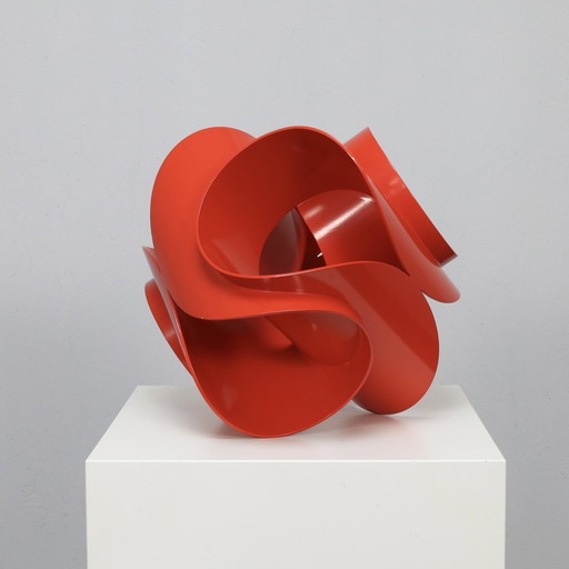 Sculpture "Axis Red" Rob Zweerman, 2016