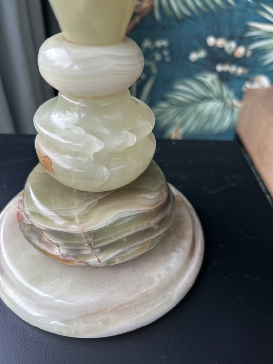 Image 1 of Imponente lampada da tavolo vintage realizzata in marmo onice massiccio.