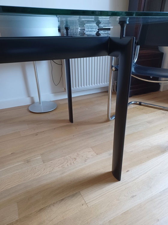 Image 1 of Table design