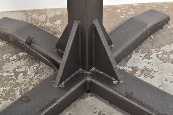 Image 1 of Cervo da ginnastica d'epoca come elemento di attrazione