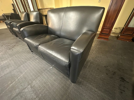 Poltrona Frau Sofa set Tabarin. 2+1+1 – bankstel, Leather, Metal (photo 2 of 17)