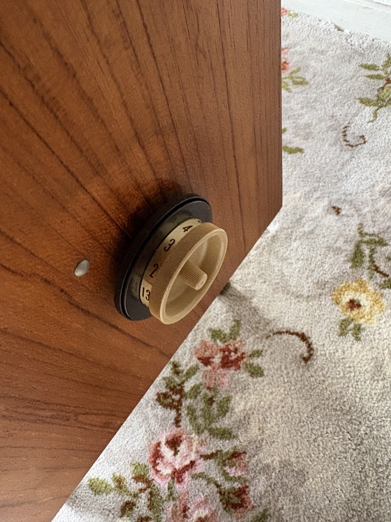 Image 1 of Televisor retro Philips