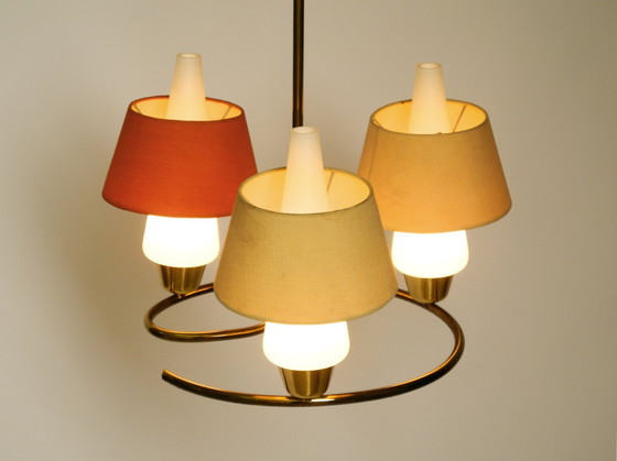 Image 1 of Sehr seltene Mid Century Deckenlampe aus Messing mit Glas- und Stoffschirmen