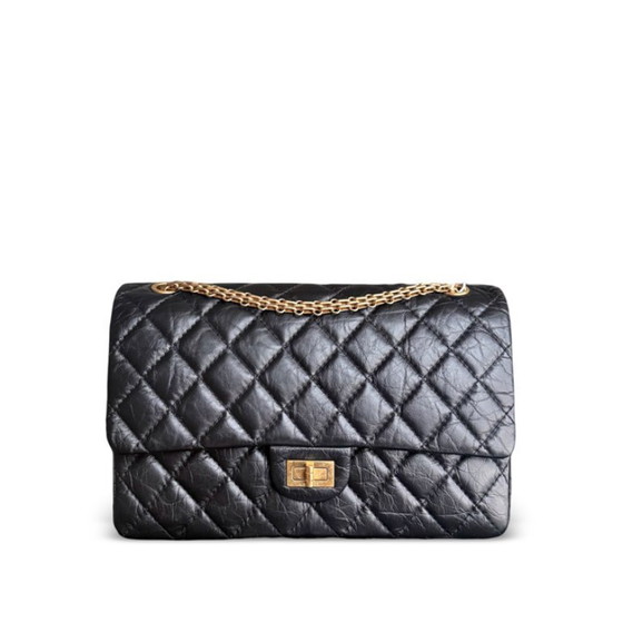 Image 1 of Chanel 2.55 Reissue 226 - 28CM Gewatteerd verouderd kalfsleer Zwart Goudkleurige hardware