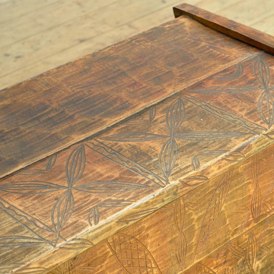 Image 1 of Coffre de berger ancien, années 1850