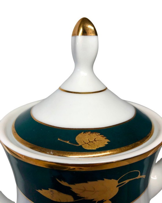 Image 1 of Juego moderno de tetera y lechera de porcelana Thun Carlsbad - Diseño en verde y hojas de oro