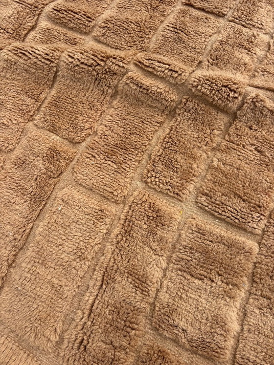 Nieuw modern Marokkaans Mrirt-tapijt 200x300 cm – Wolstructuur – Handgemaakt in Marokko – leslosanges (photo 4 of 10)