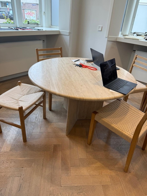 Image 1 of Vintage Travestin ronde eettafel met X vormig onderstel