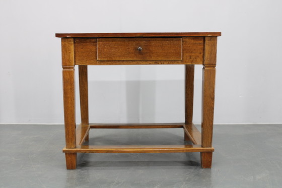 Image 1 of Gerestaureerde antieke eiken tafel uit 1930, Tsjecho-Slowakije