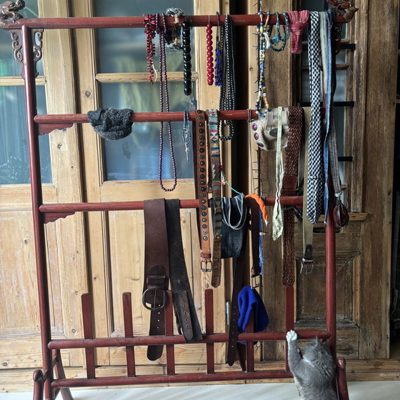 Image 1 of Oosters bijzonder rek.