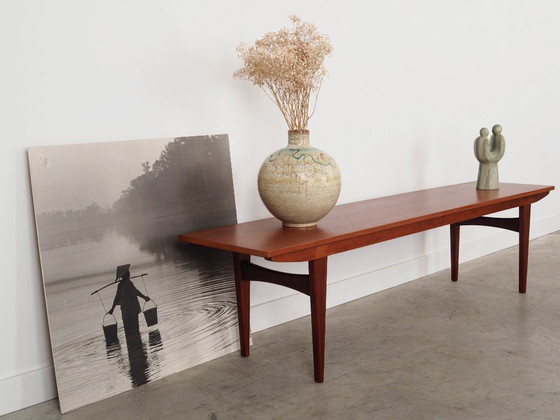 Image 1 of Eikenhouten dressoir, Deens design, jaren 70, productie: Denemarken